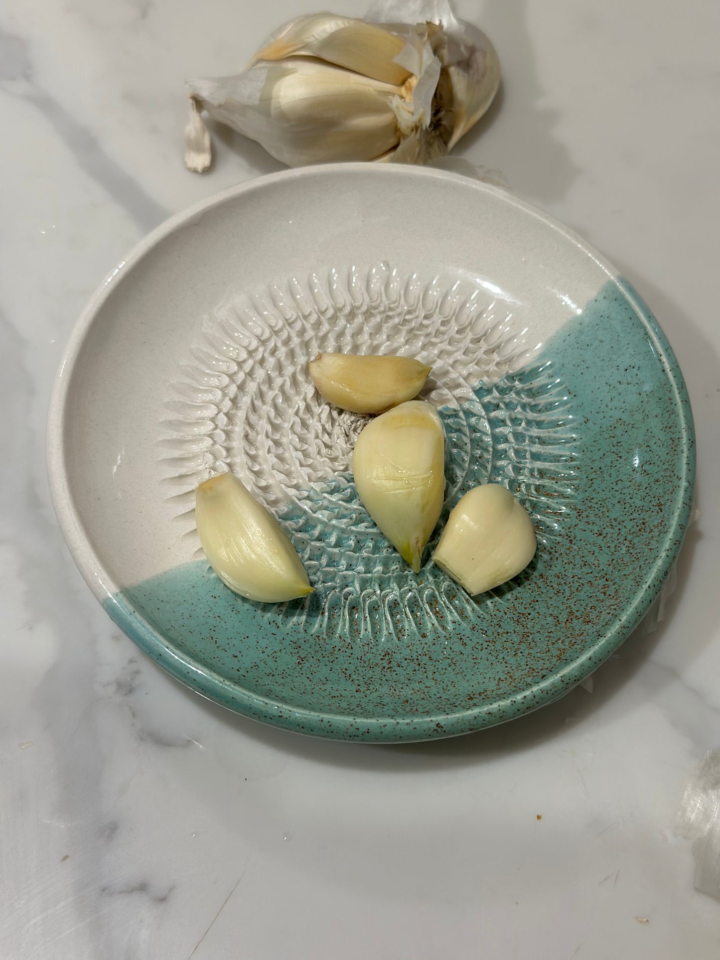 Garlic grater plate