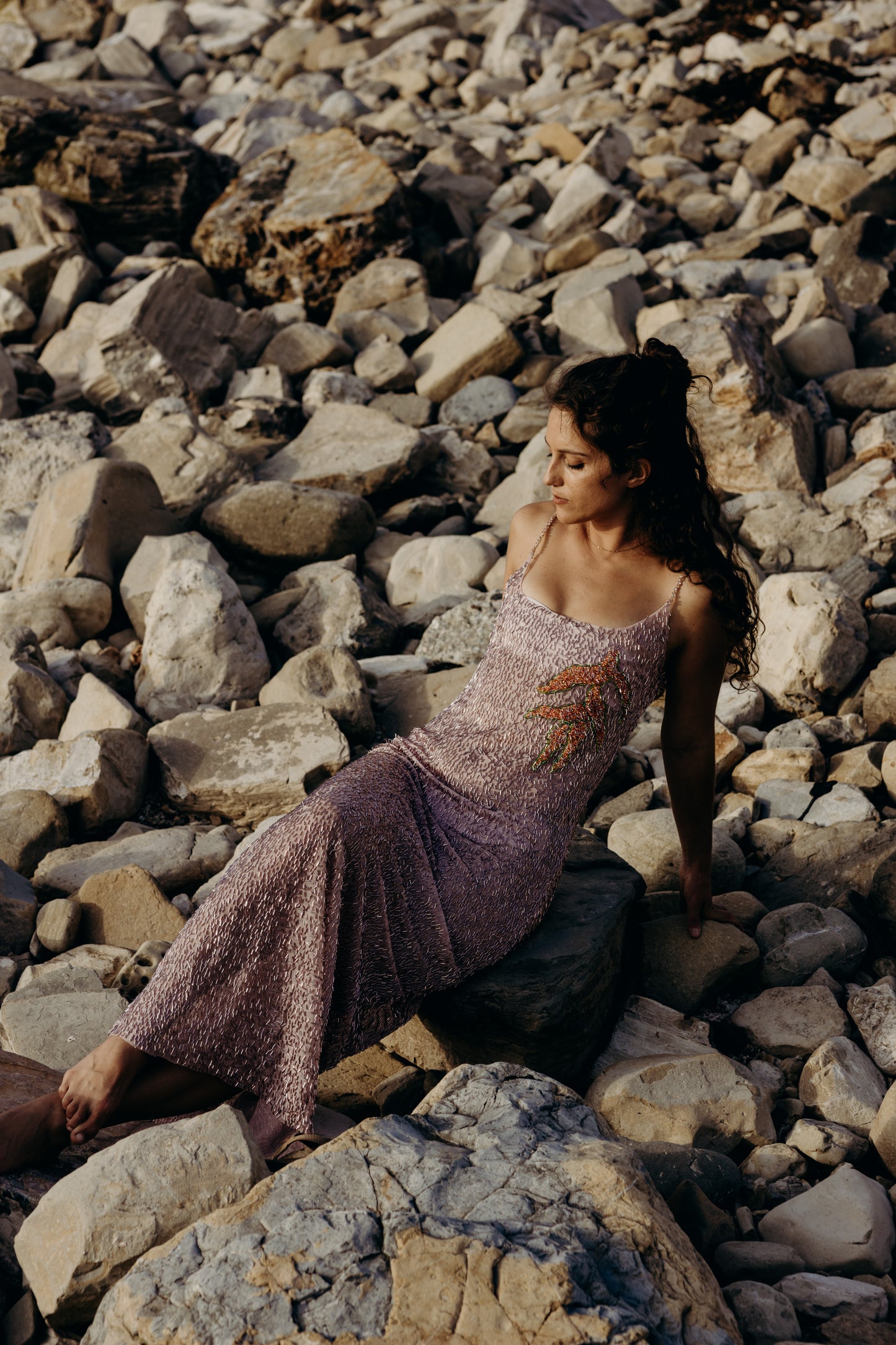 Rostrata gown