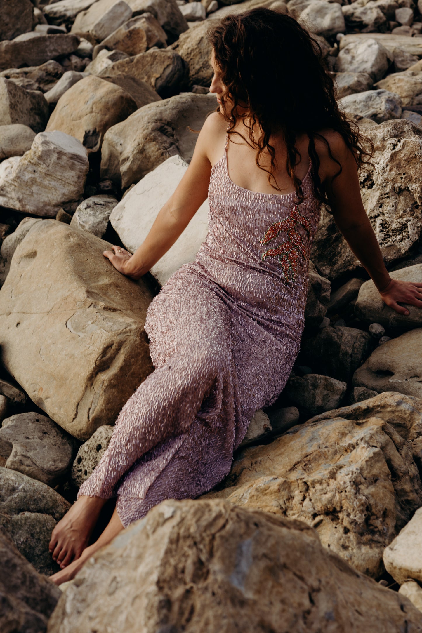 Rostrata gown